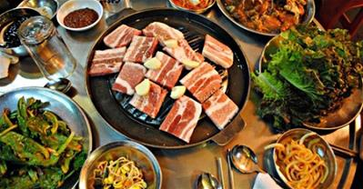 Soi menu buffet lẩu nướng Hàn Quốc của nhà hàng Sochu