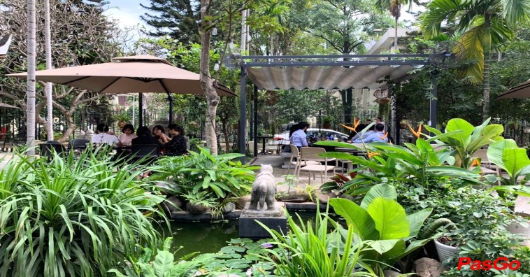 Thảo Viên Botanic Garden Hoàng Cầu – Nhà hàng sân vườn Hà Nội rộng 2000m² 