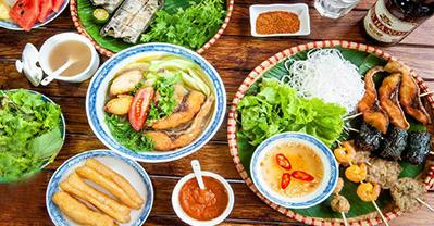Top 10 nhà hàng Việt Nam ngon, nổi tiếng nhất ở TpHCM