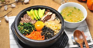 Top 10 quán ăn Hàn Quốc ngon, được yêu thích ở Hà Nội
