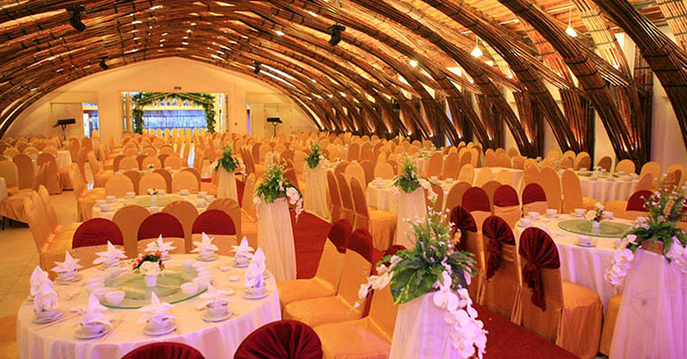 TOP nhà hàng ngon nổi tiếng nhất TpHCM 2026