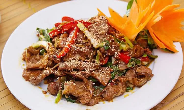 nha-hang-mon-viet-nguyen-khang-slide-8