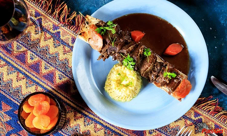 amun-garden-restaurant-&-lounge-ngo-thoi-nhiem-6