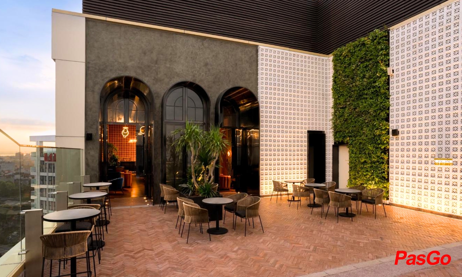 bar-hedonist-l7-west-lake-hanoi-7