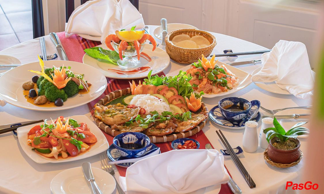 Bassac Restaurant - Châu Đốc 4