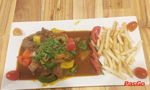 bitburger-bierhaus-restaurant-hoang-van-thu-slide-2