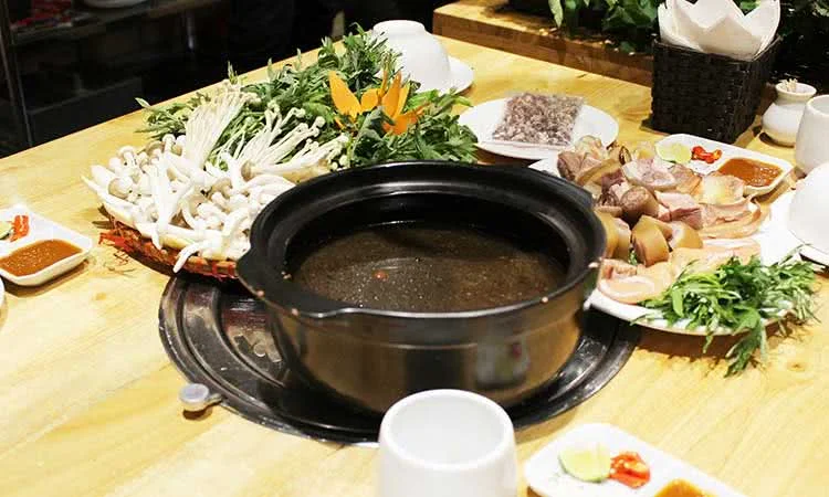 bo-to-cu-chi-83-tue-tinh-4