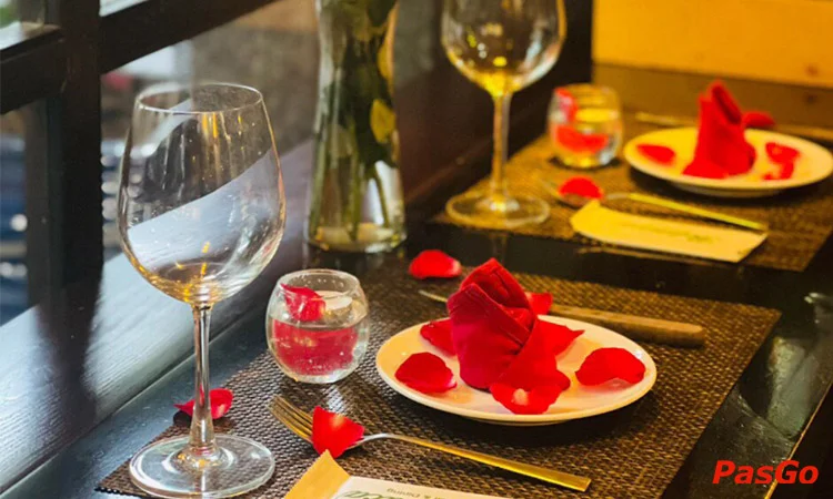 nha-hang-botanica-thai-phien-slide-9