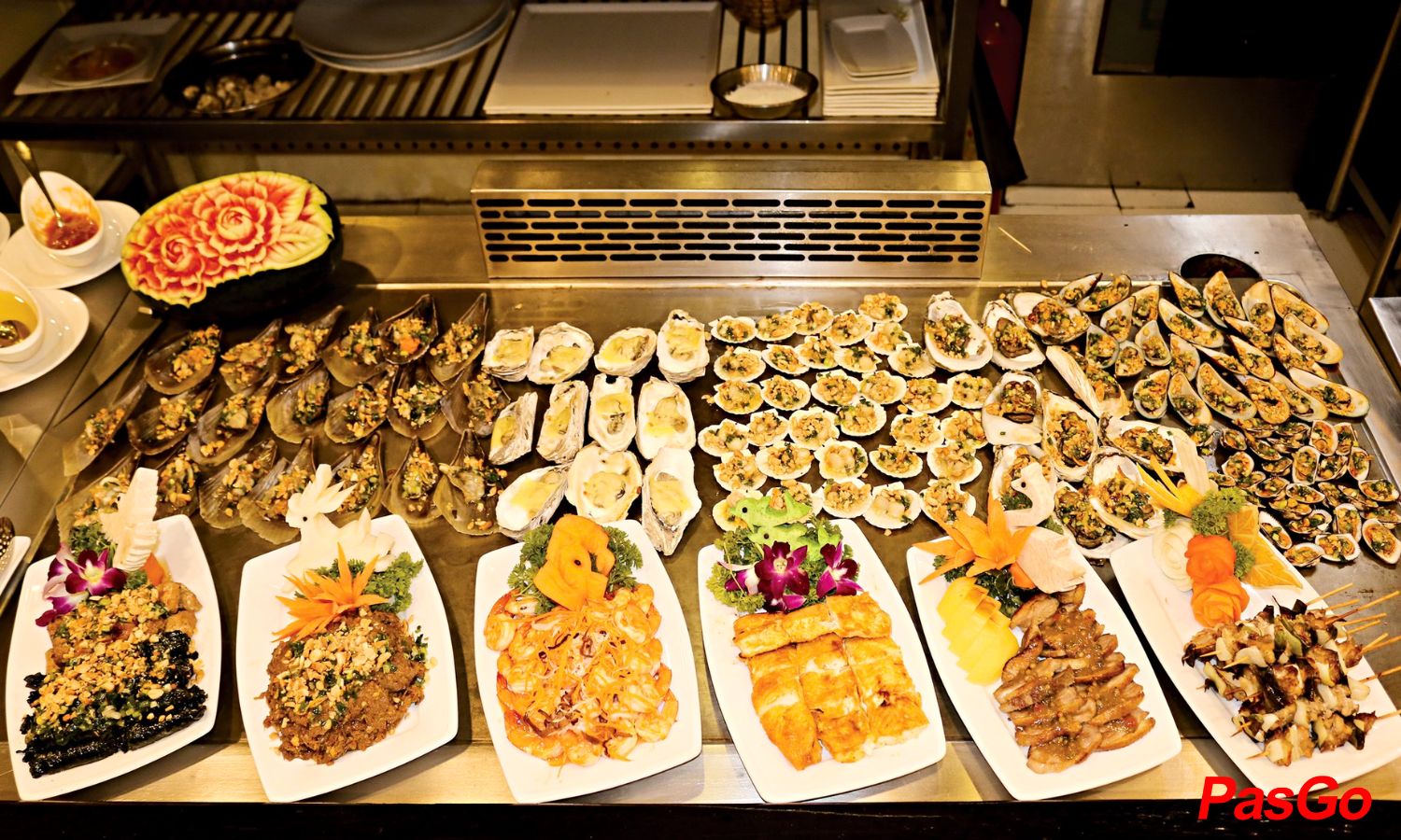 Buffet Gánh - Khách Sạn Bông Sen 9