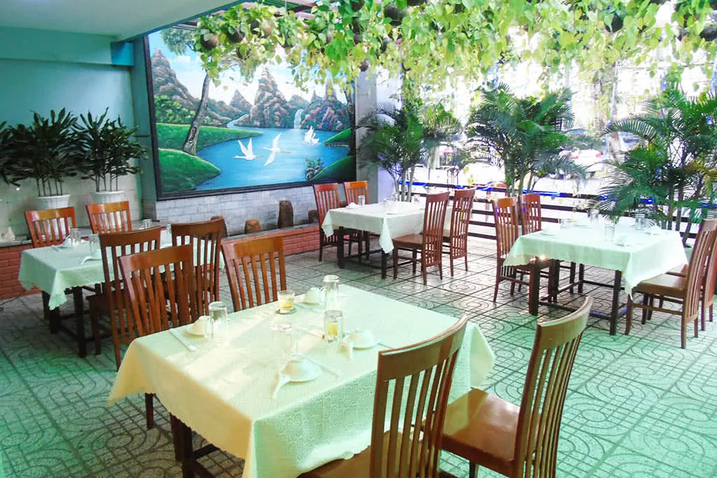 cay-loc-vung-huong-sac-am-thuc-vuot-thoi-gian-3