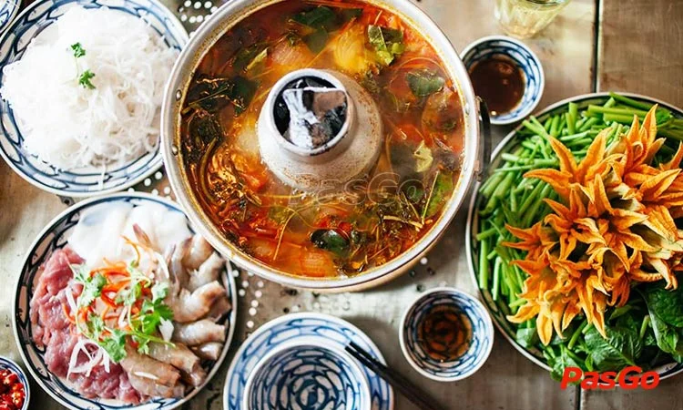 chi-hoa-vietnamese-cuisine-le-thanh-ton-anh-slide-1