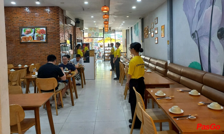 Nhà hàng Cơm Niêu Thiên Lý Hoàng Hoa Thám 11