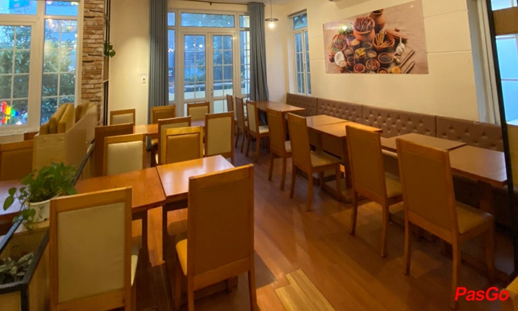 Nhà hàng Cơm Niêu Thiên Lý Nguyễn Thị Thập 10