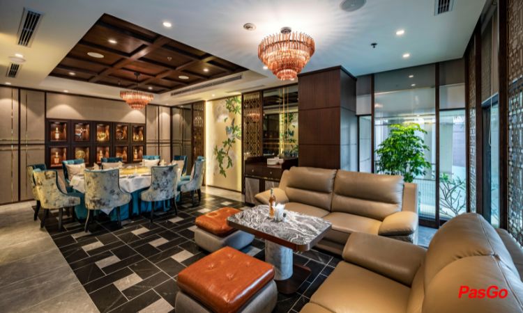 Crystal_Jade_Palace_ton-duc-thang-slide-8