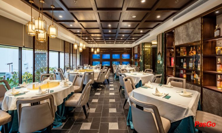 Crystal_Jade_Palace_ton-duc-thang-slide-9