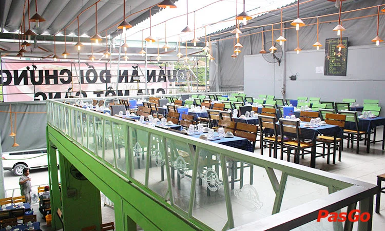 cua-1-cang-nguyen-oanh-slide-11