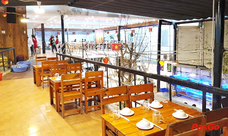 cua-dong-quan-tran-bach-dang-anh-slide-9