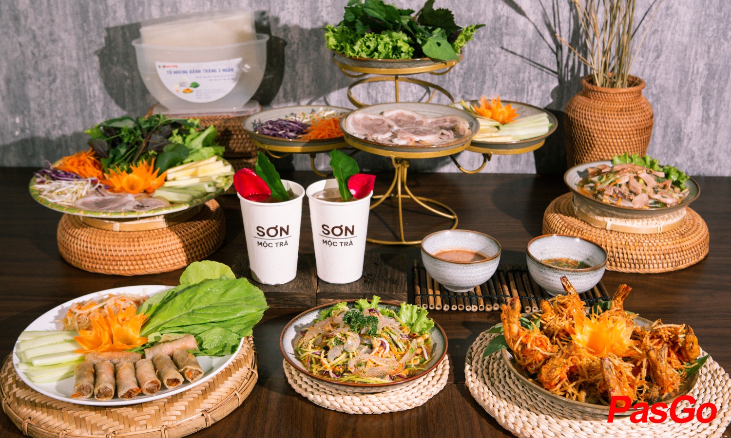 Cuốn Sen - Nguyễn Văn Lộc 1