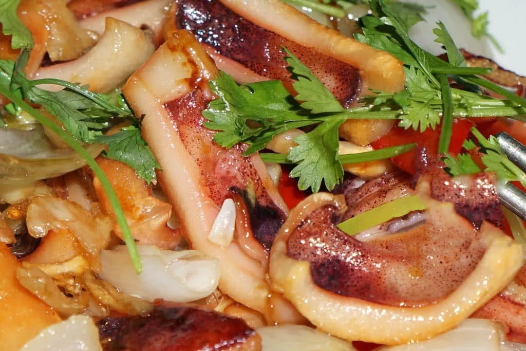 dai-kim-son-mang-ca-dai-duong-den-thanh-pho-cua-ban-2