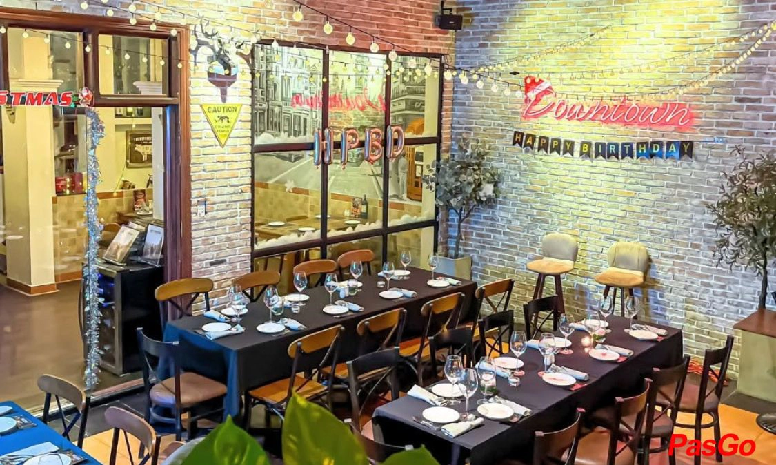 Downtown Steakhouse - Hoa Mai 1