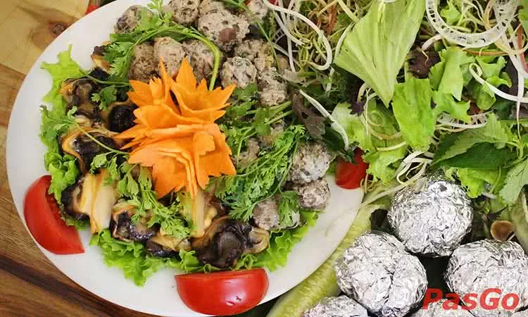 goc-ha-noi-160-o-cho-dua-2