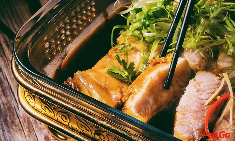 ham-ruou-vang-wine-&-wood-han-thuyen-11