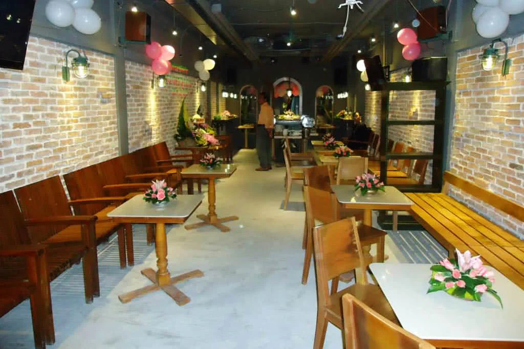 hoi-quan-pedco-am-thuc-ngon-la-bo-re-1