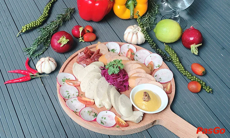 nha-hang-ibiero-cratf-beer-station-nguyen-dinh-chieu-12