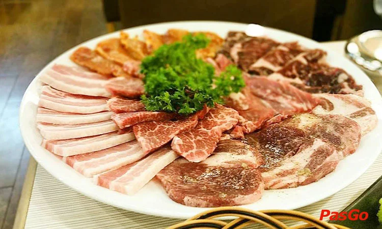 king-bbq-hoang-dao-thuy-anh-slide-2