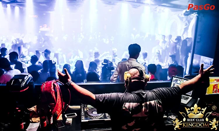 kingdom-beer-club-le-van-huu-slide-3