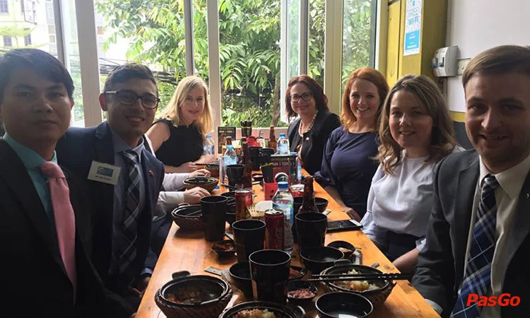 komhome-nguyen-phong-sac-slide-12