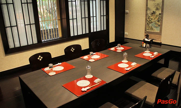 la-phong-sushi-house-tran-cao-van-slide-11