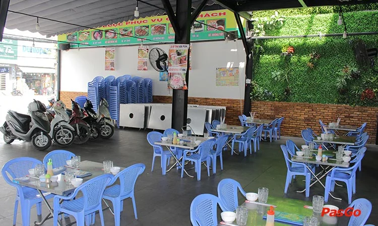 lau-de-404-nguyen-thi-thap-slide-11