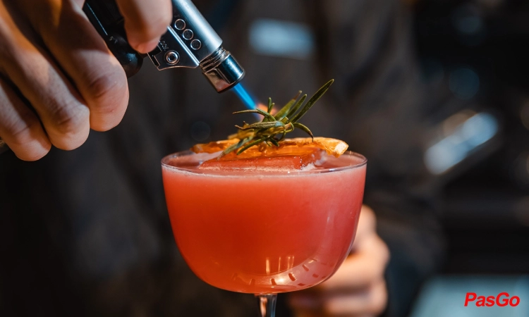 light-house-sky-bar-11