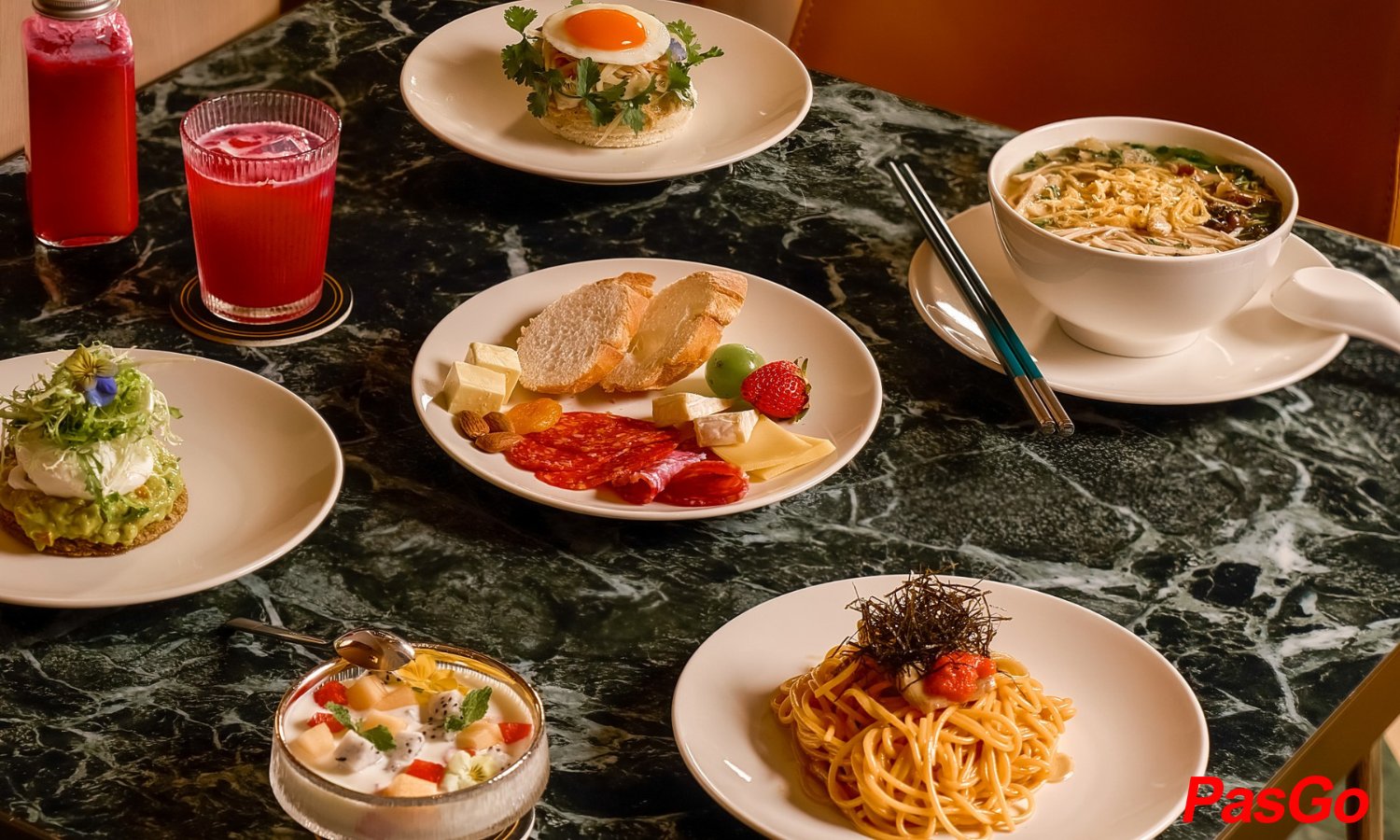 Link Bistro Cafe Bà Triệu 11