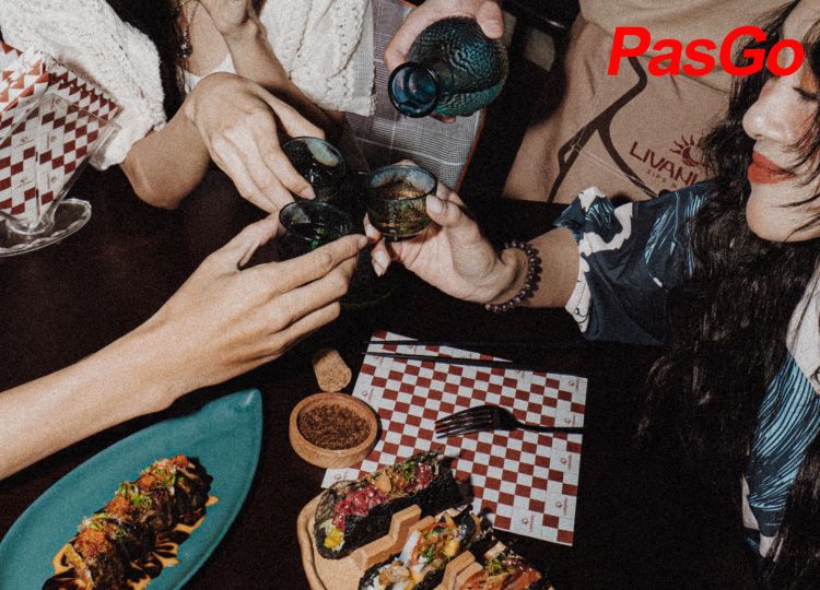 livannah_sips_bites_side_8