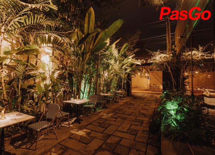 livannah_sips_bites_side_9