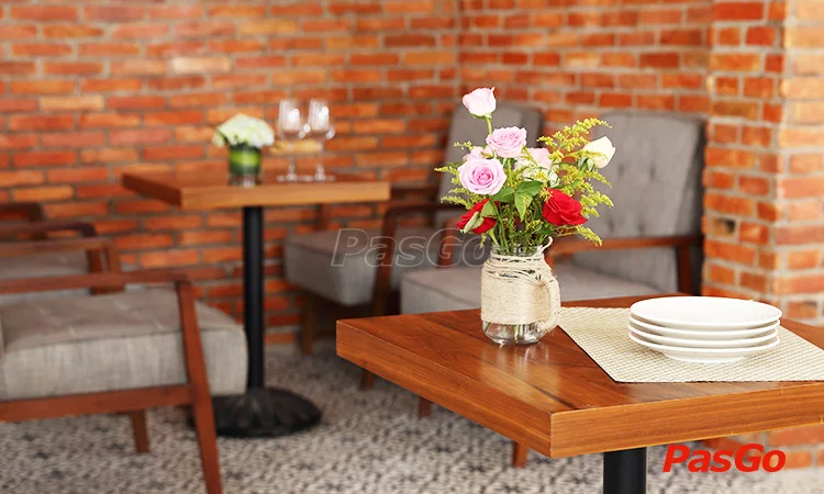 Magnolia-Garden-Fusion-Japanese-Dining-and-Cafe-11