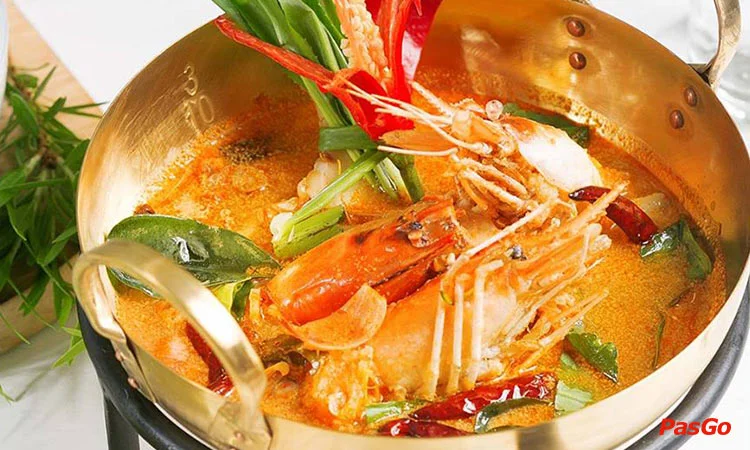 mays-urban-thai-dine-nguyen-u-di-quan-2-2