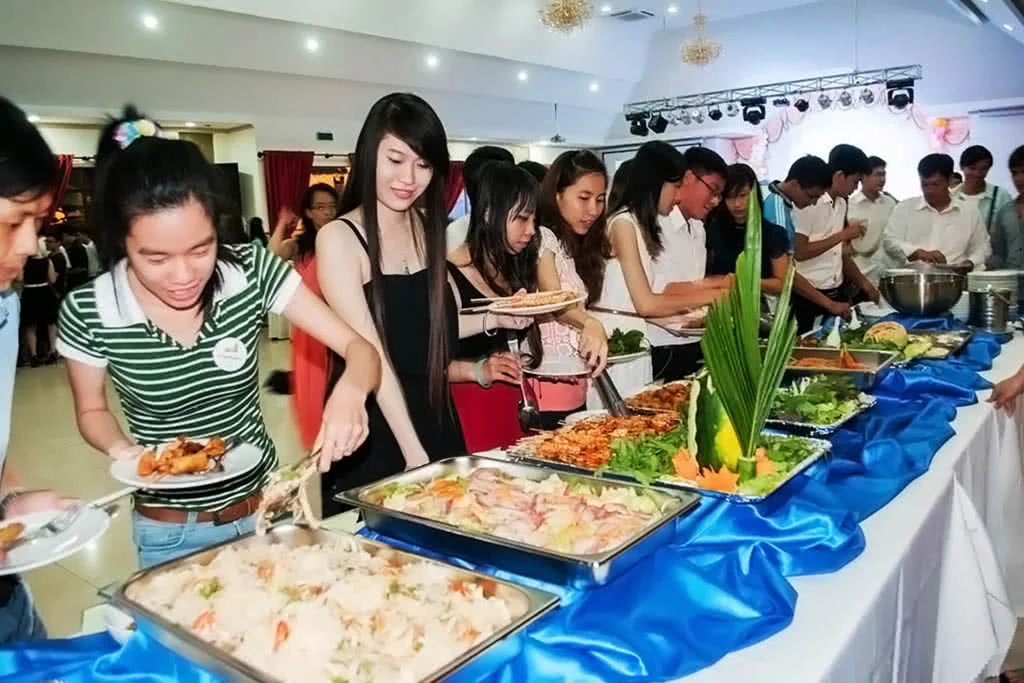 mimi-palace-trung-tam-hoi-nghi-tiec-cuoi-mon-an-anh-2