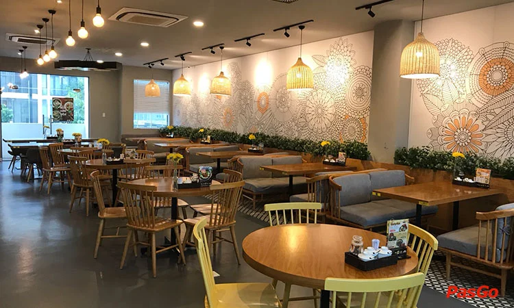 mon-hue-nguyen-thi-thap-slide-12