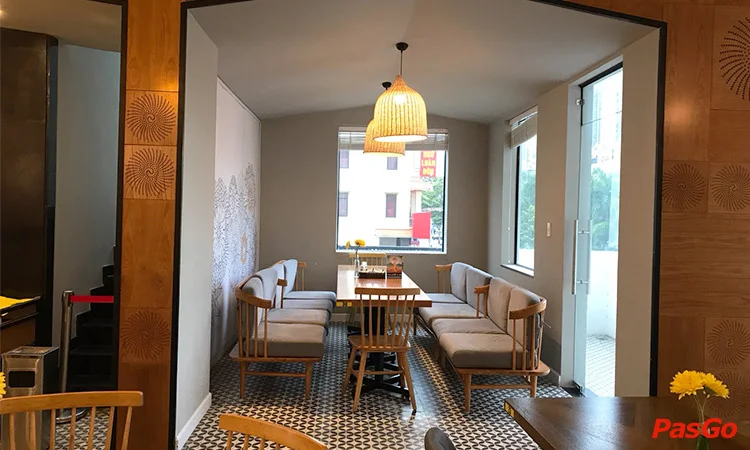 mon-hue-nguyen-thi-thap-slide-9