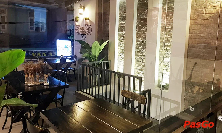 mrox-steak-house-nguyen-van-dau-slide-10