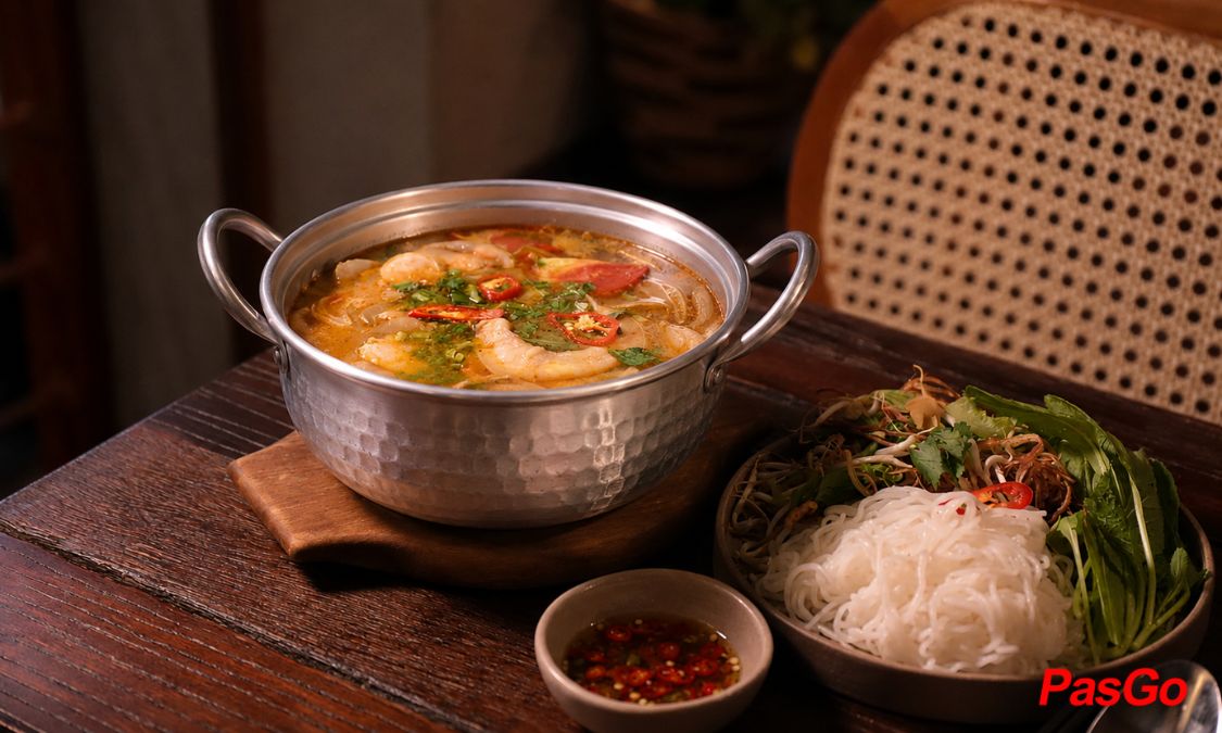 Mùi Kitchen & Café 10