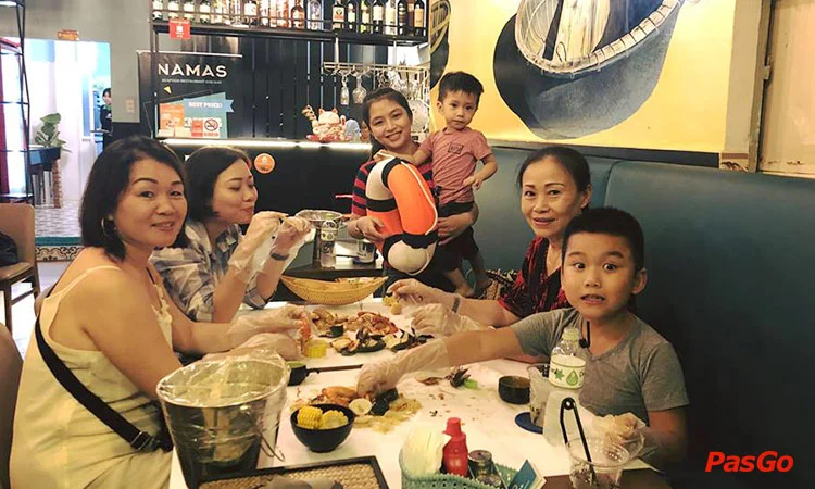 namas-seafood-restaurant-&-bar-ly-tu-trong-9