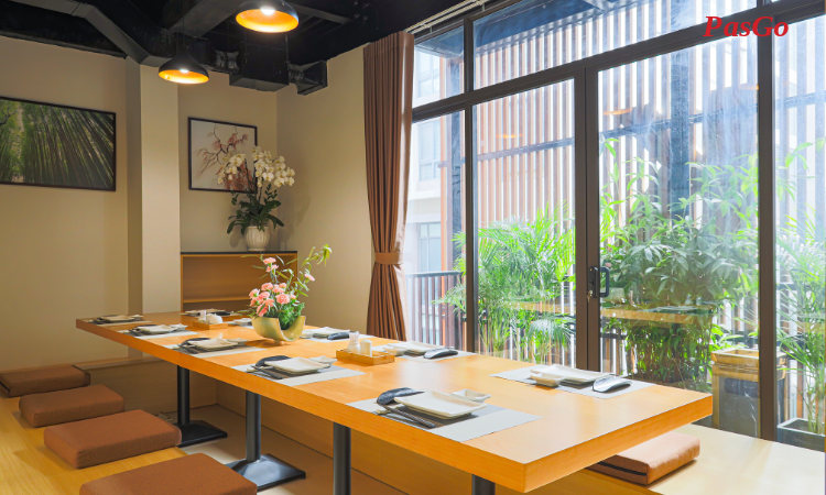 Nesta-kawa-restaurant-anh-slide-2