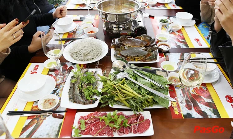 ngoc-cua-tran-huong-dao-anh-slide-5