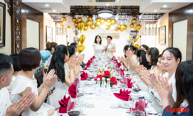 Nhà hàng 1981 chuyên đặt tiệc món Việt, ở trung tâm thành phố 12