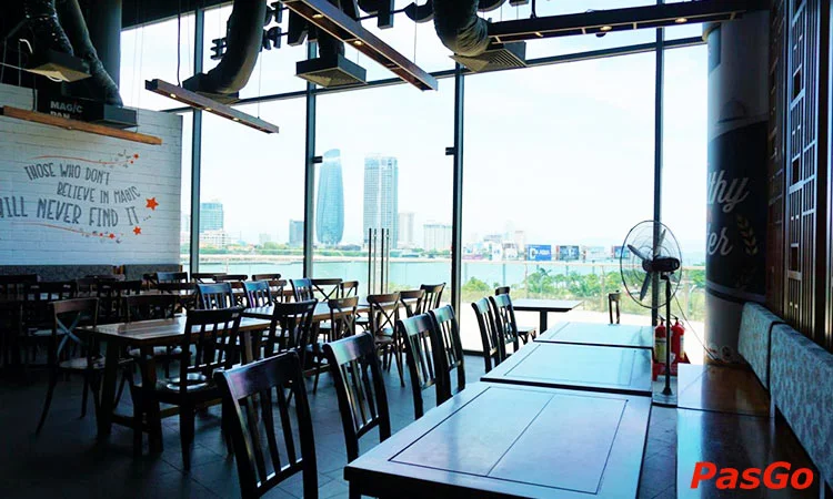 nha-hang-37th-street-vincom-da-nang-10