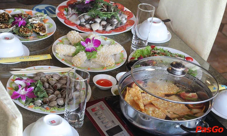 nha-hang-63-co-linh-long-bien-9